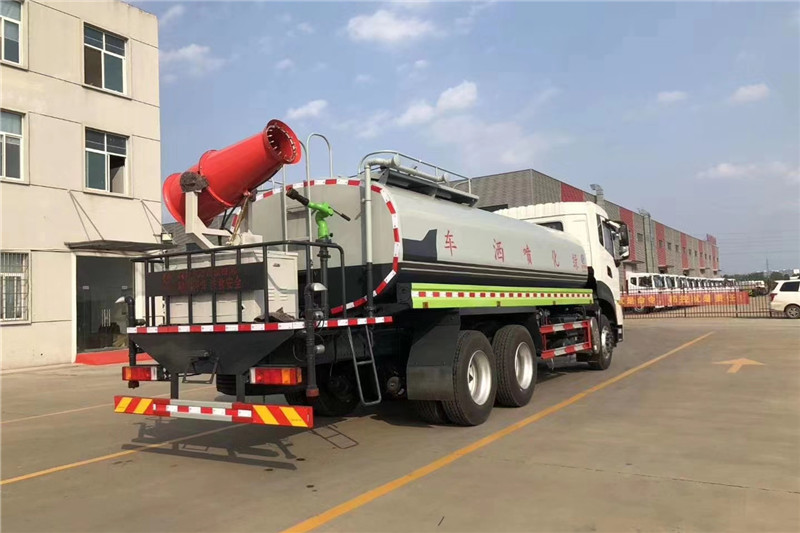 東風(fēng)天龍后八輪20噸噴霧車，國(guó)六綠化噴灑車