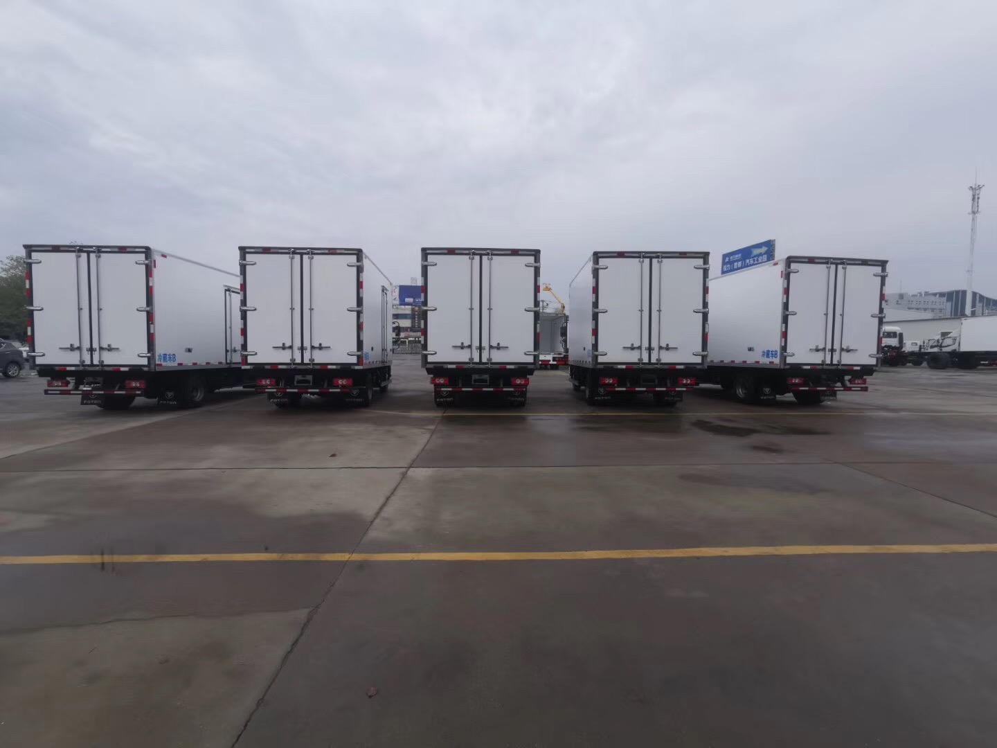 國六 福田奧鈴速運(yùn)BJ5048XLC-F3冷藏車18立方